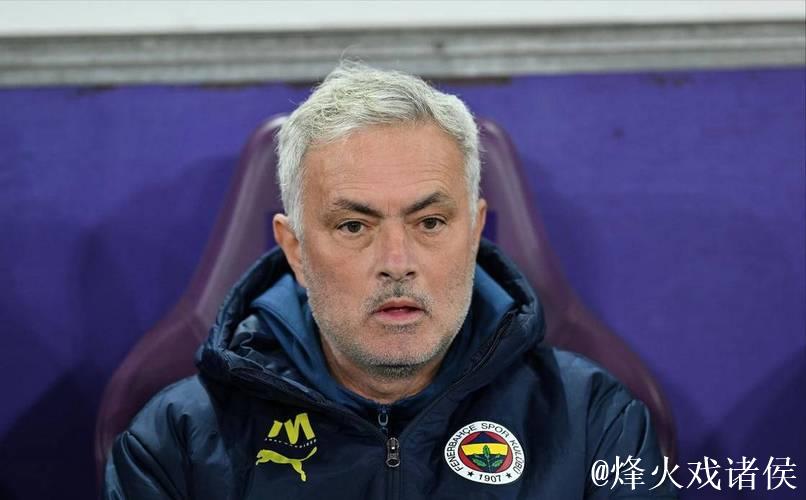 穆里尼奥逆境爆发：62岁传奇带队欧冠两连胜，排名狂升10位