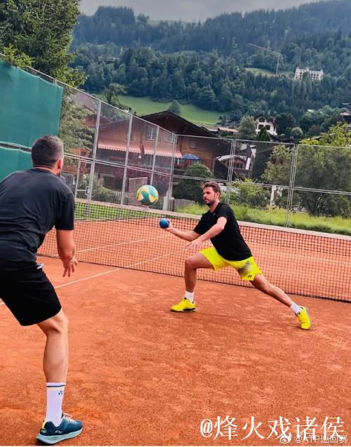 上海赛次日瓦林卡2抢七晋级 贝雷蒂尼鏖战2小时