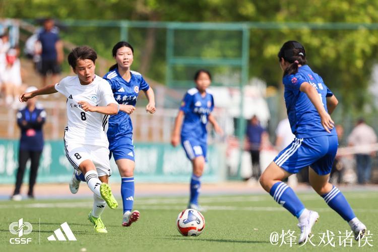 身价2亿欧的金童抵沪 亚马尔与中国小将共度足球之夏