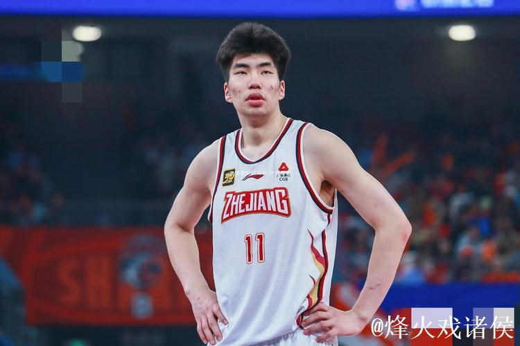 余嘉豪17+12吴前15分 浙江大胜上海3-2进四强