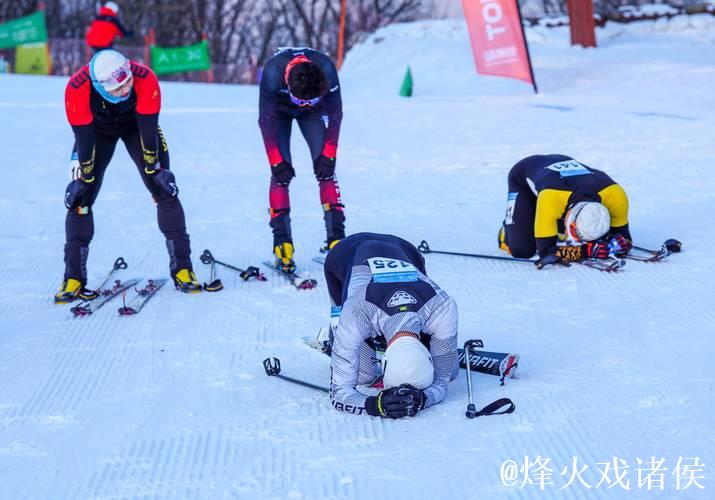 2025—2026赛季全国高山滑雪锦标赛在内蒙古火热进行 2025—2026赛季全国高山滑雪锦标赛在内蒙古火热进行